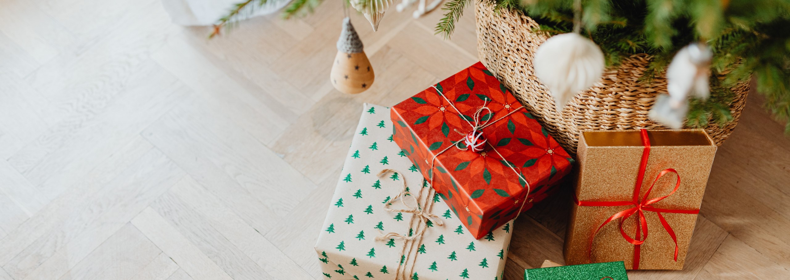 Enjoy a smarter, affordable Christmas with Acorn.